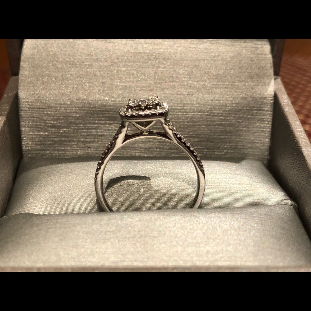 🖤Women’s wedding ring - Picture 5 of 8